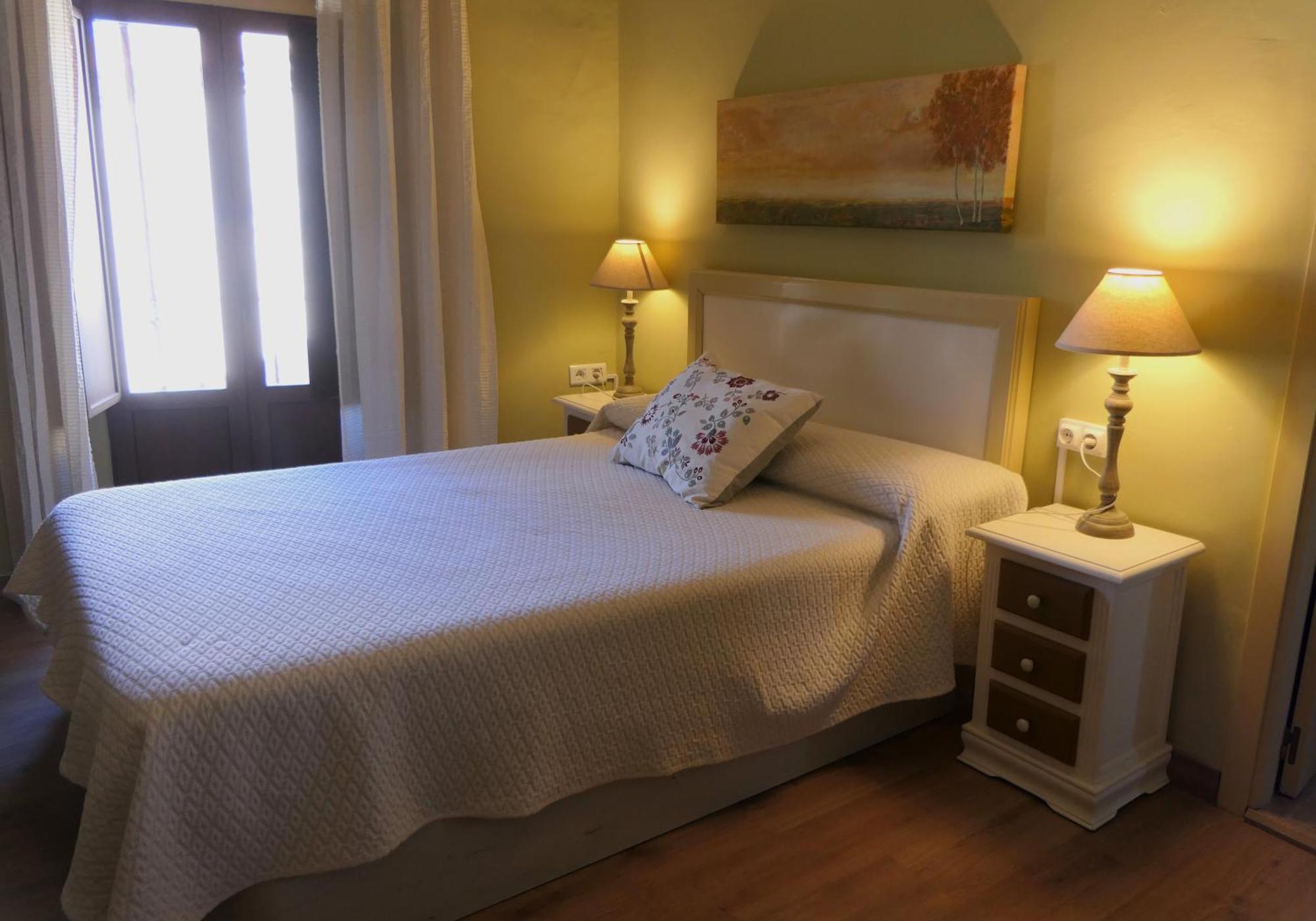 Apartamentos Altozano Trujillo Bagian luar foto