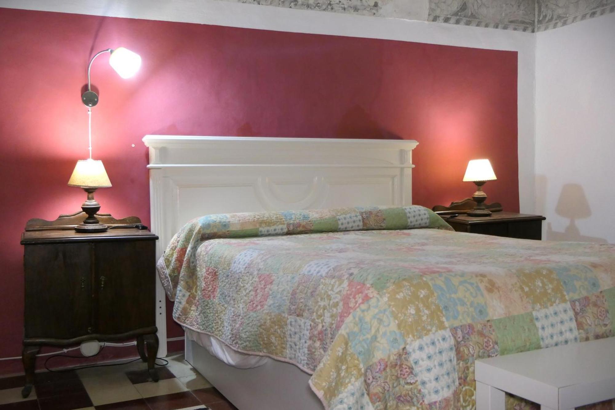 Apartamentos Altozano Trujillo Bagian luar foto